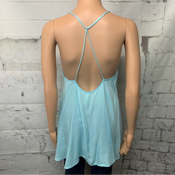 Free with purchase - Picture 2 of 4